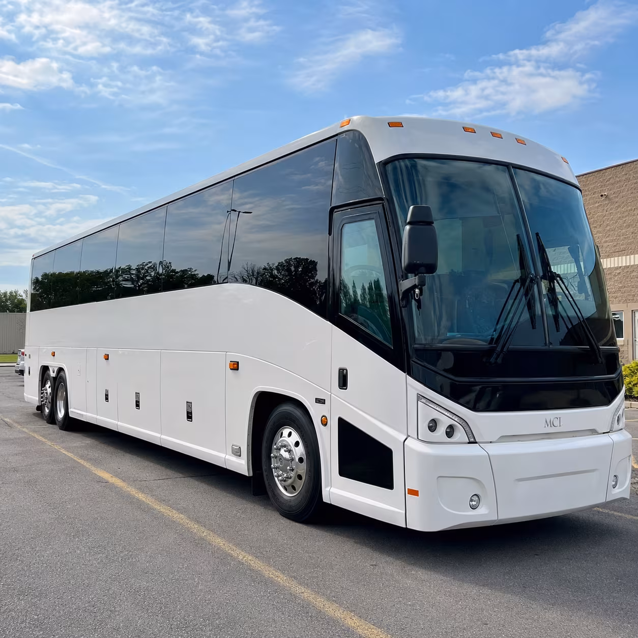 buses for wurstfest gruene music fest and new braunfels events