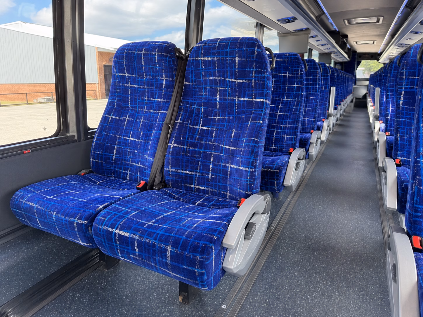 how the type of bus you choose changes the price in new braunfels texas