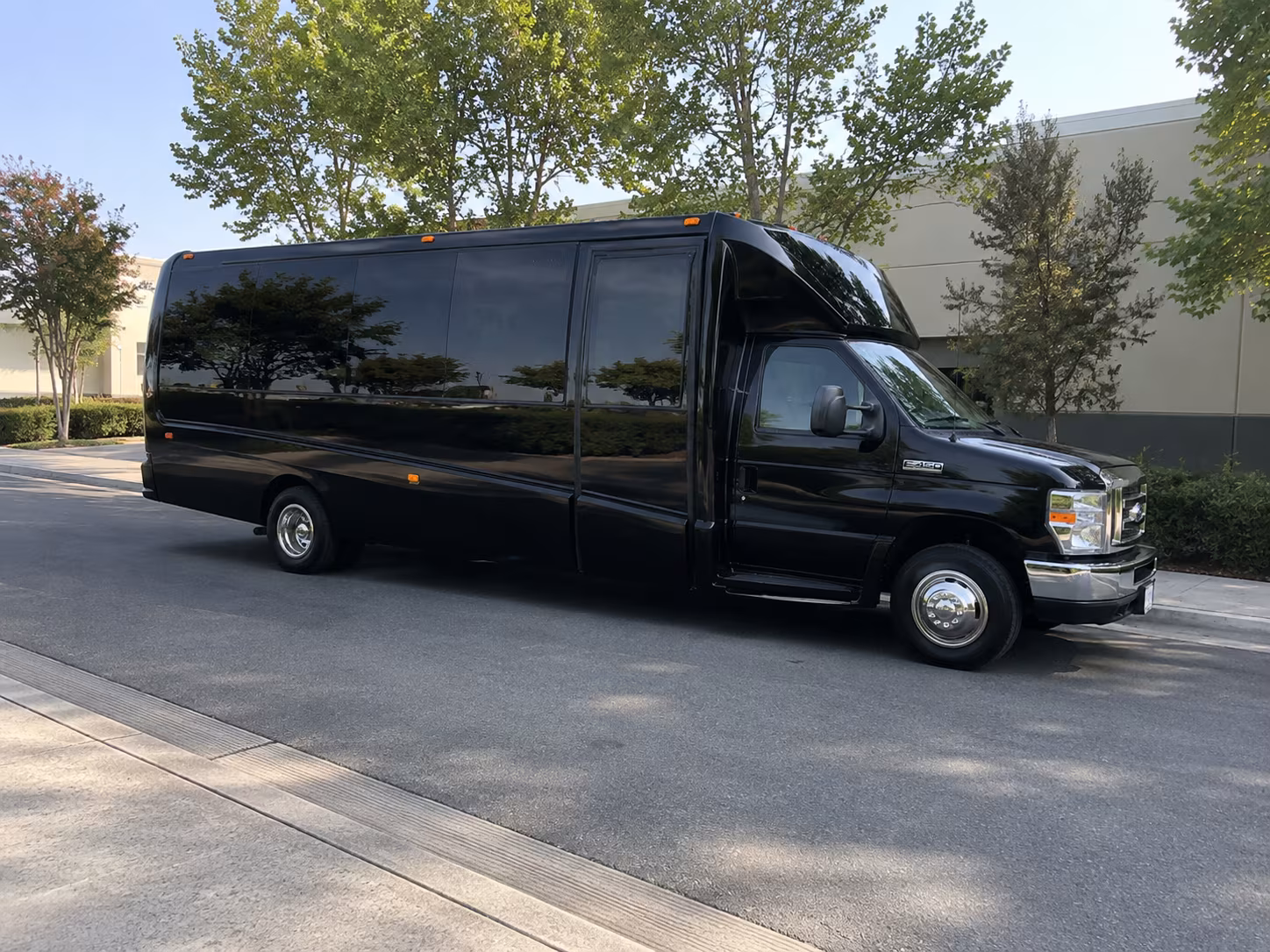 new braunfels new years eve party bus rental