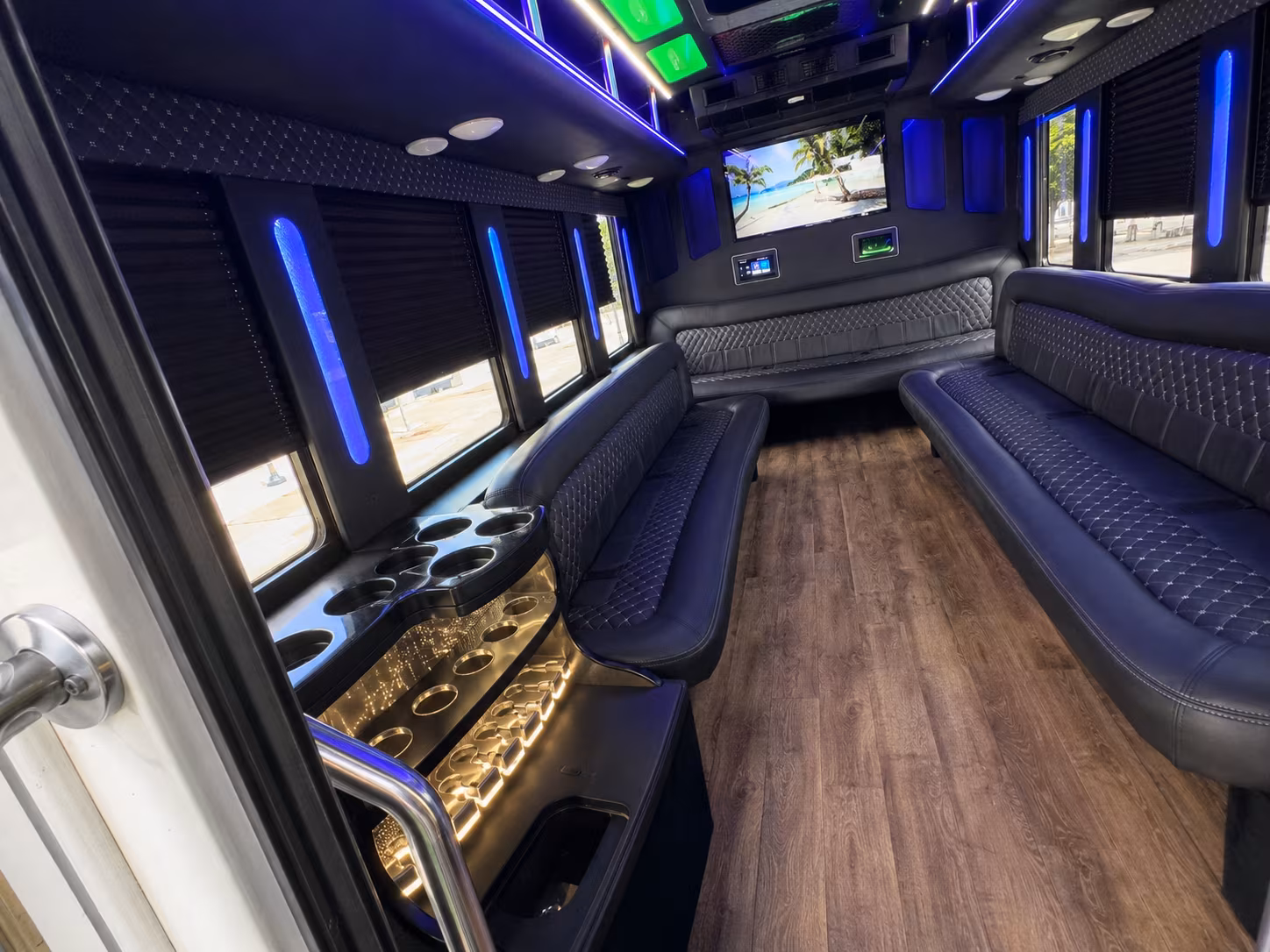 new braunfels quinceanera sweet 16 party bus rental