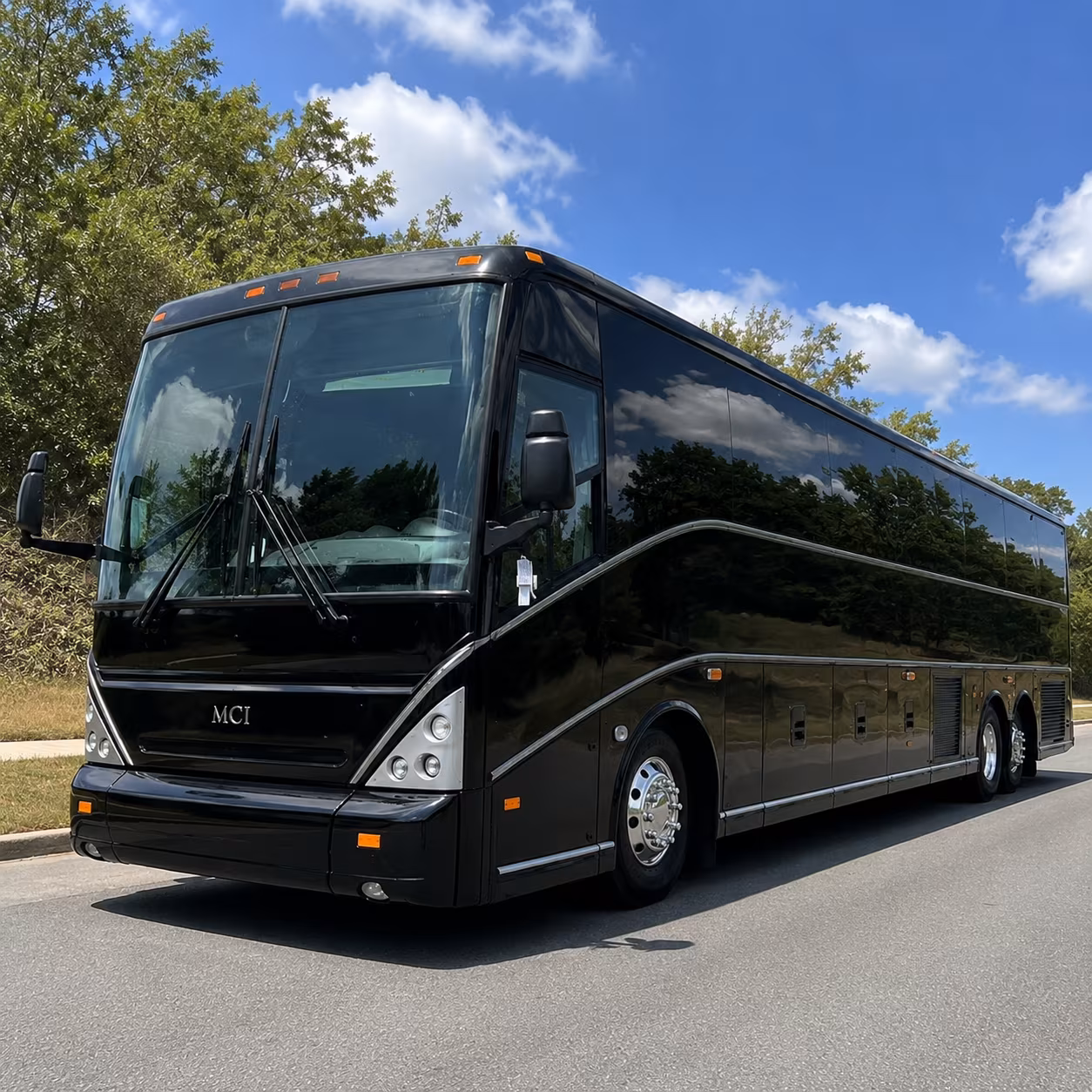 prom homecoming and school event buses in new braunfels